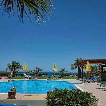 Ilian Beach&apartments